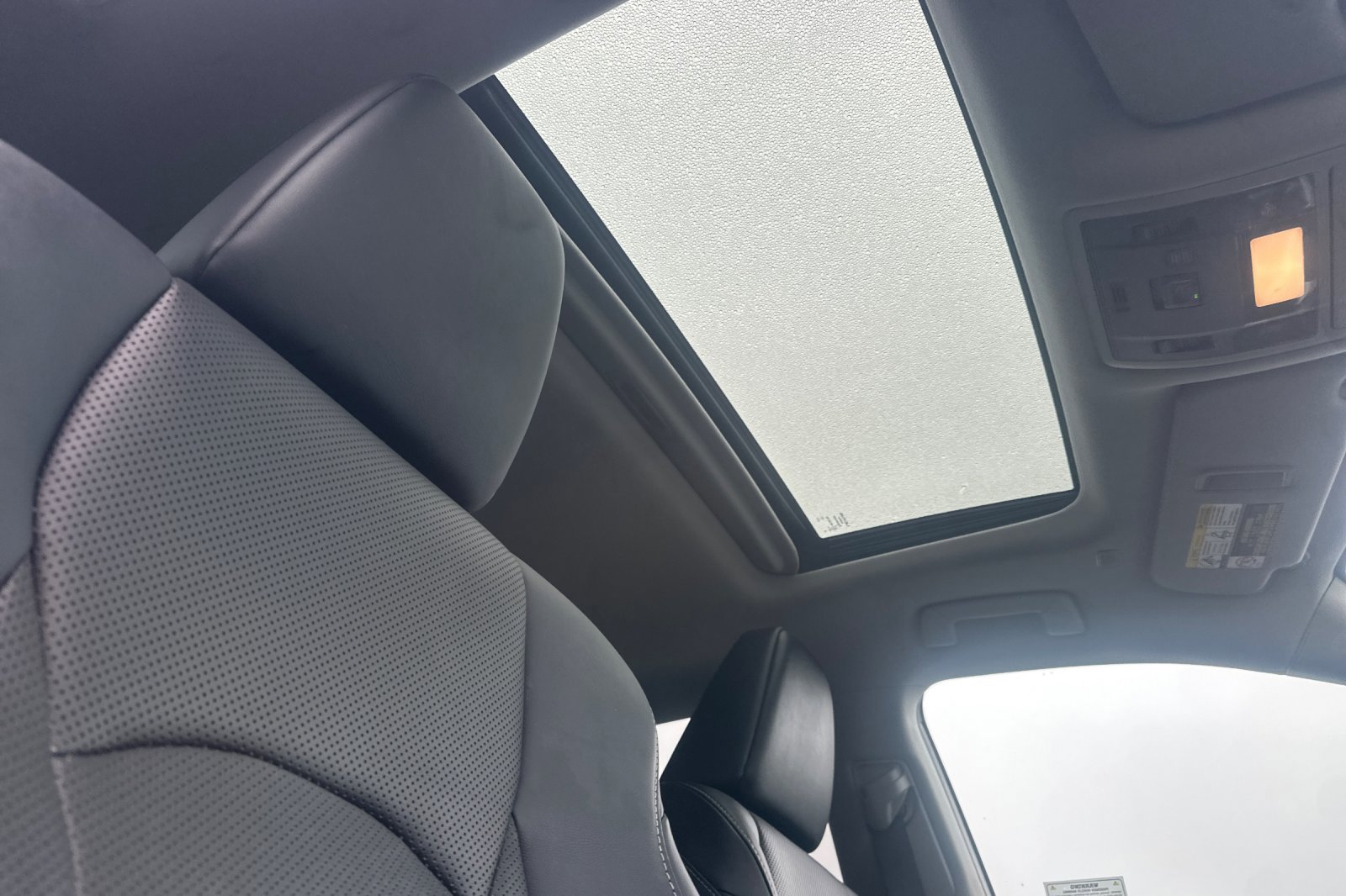 Used 2021 Lexus RX 450h AWD w/ Premium Package image 17