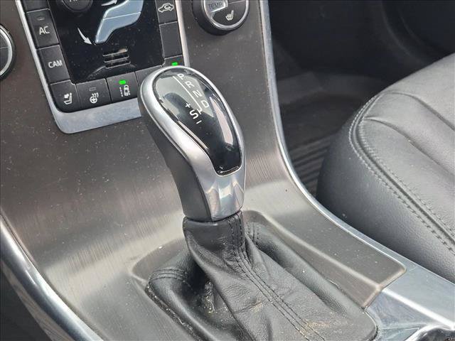 Used 2015 Volvo XC60 T6 Platinum AWD/4WD image 10