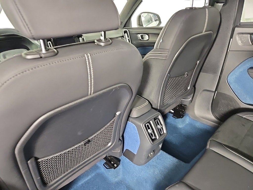 Certified 2023 Volvo XC40 Recharge Plus w/ Protection Package Premier image 15