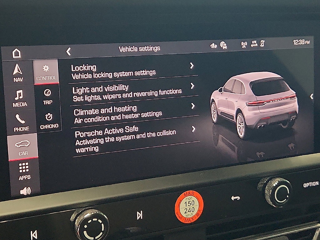 Used 2026 Porsche Macan AWD/4WD image 27