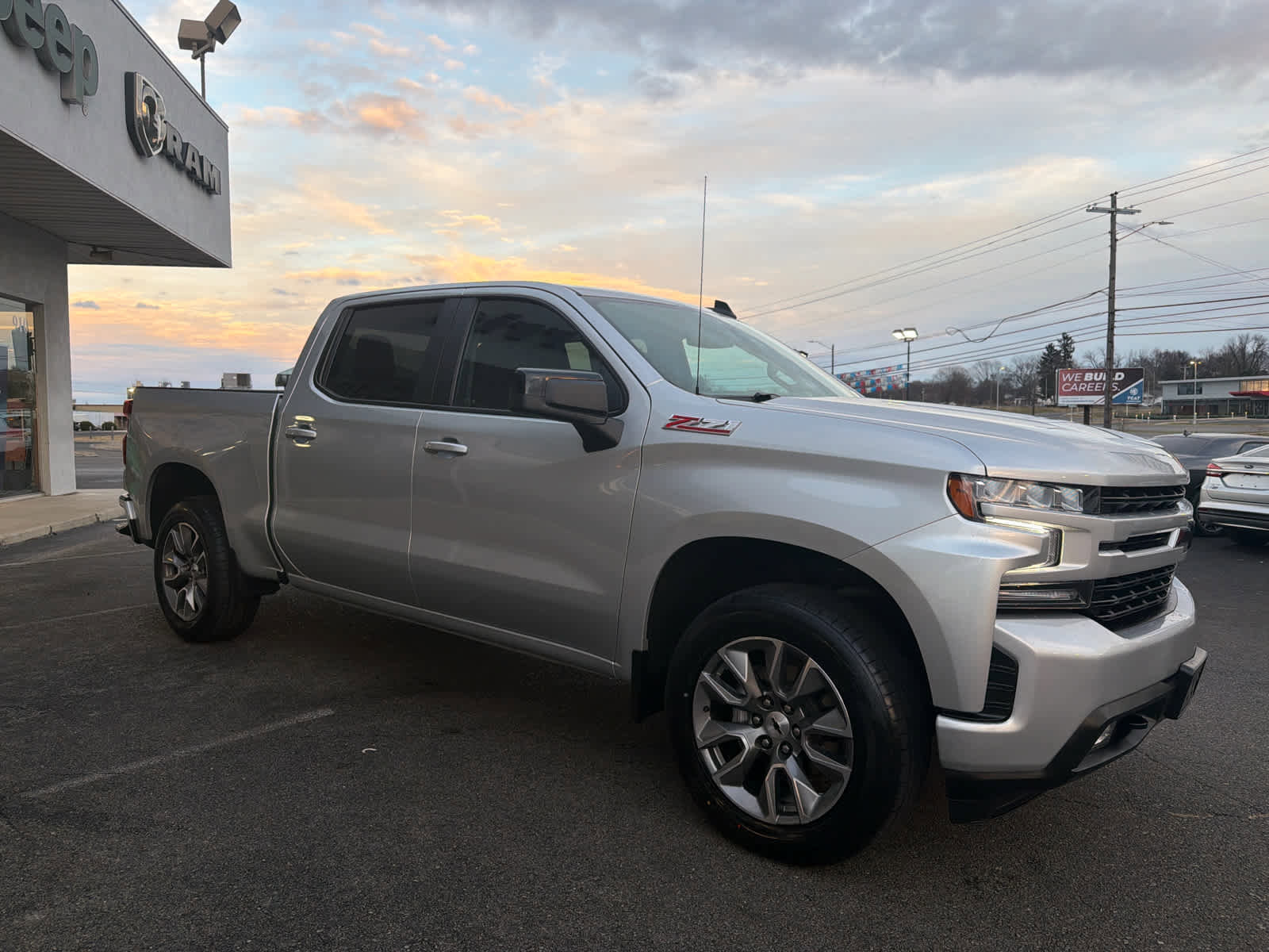 Used 2022 Chevrolet Silverado 1500 RST image 4