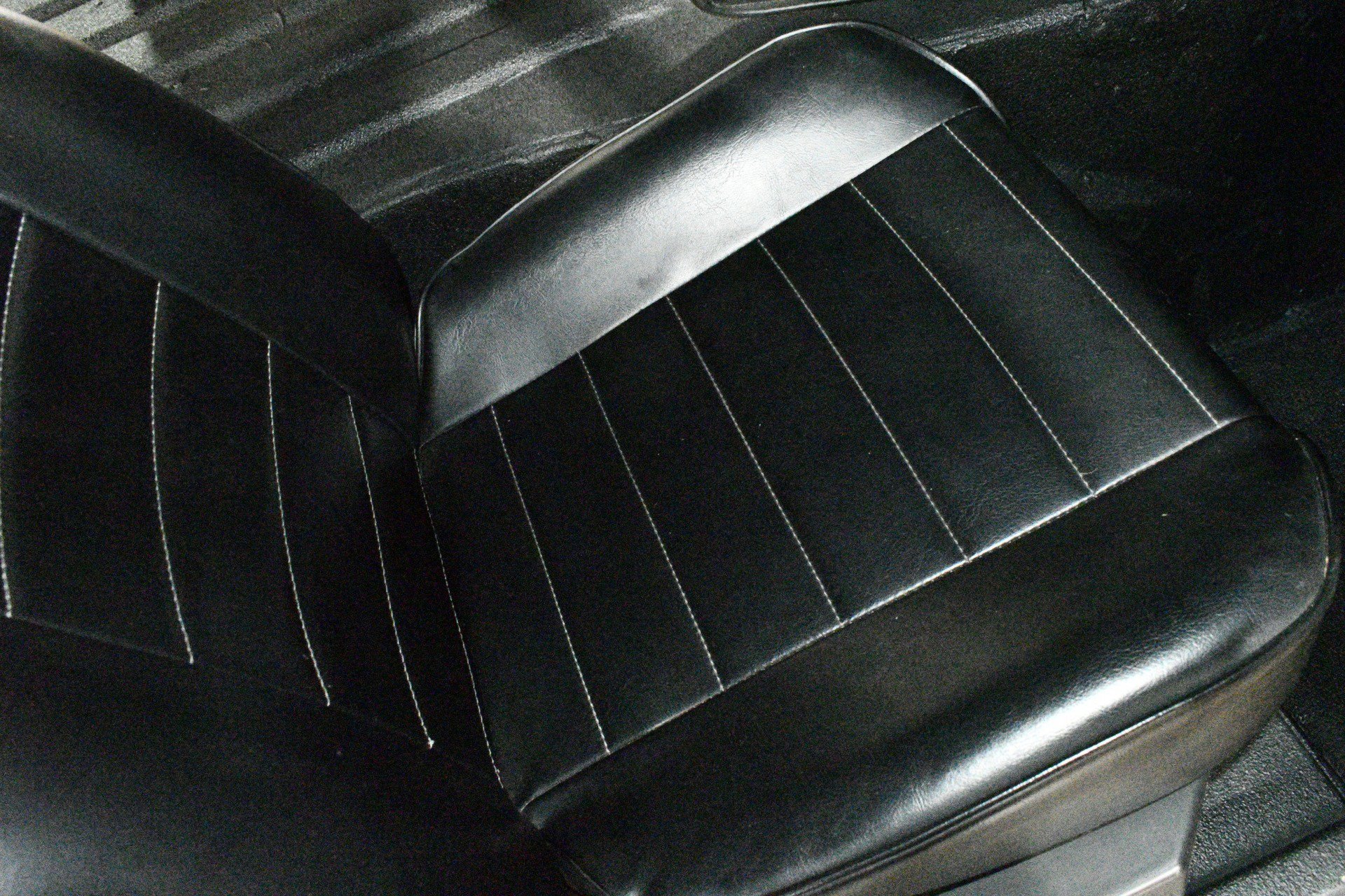 Used 1990 HUMMER H1 image 12