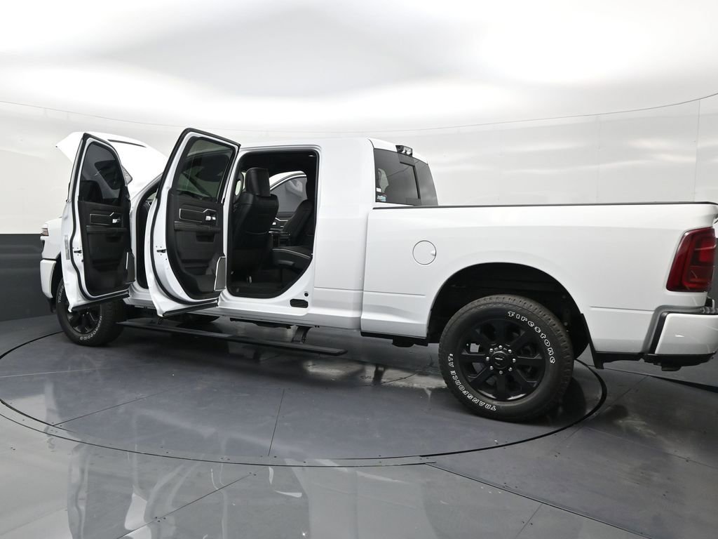 Used 2025 RAM 2500 Laramie image 30