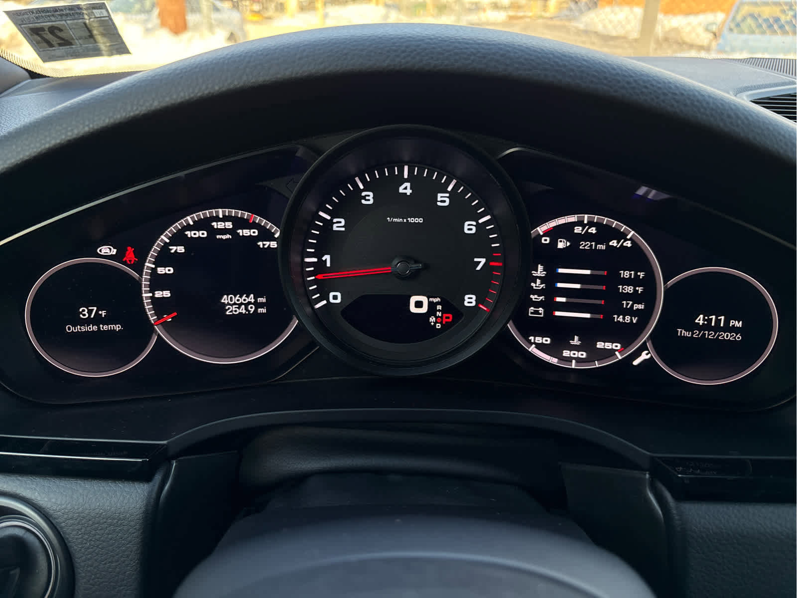 Used 2022 Porsche Cayenne Platinum Edition image 24
