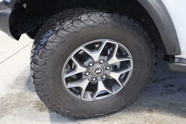 Used 2023 Ford Bronco Badlands image 35