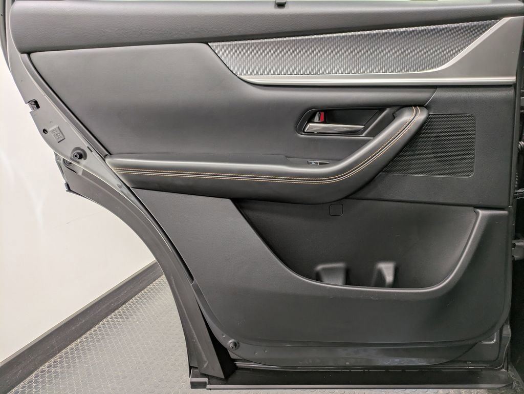 Used 2025 MAZDA CX-90 3.3 Turbo w/ Preferred Package image 22