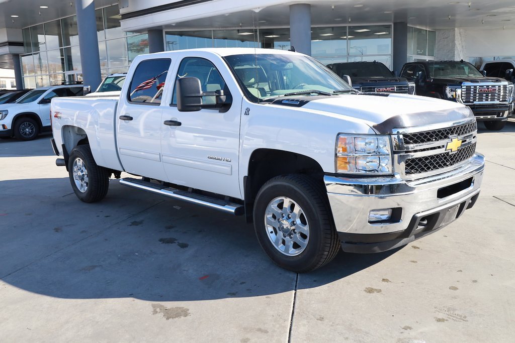Used 2013 Chevrolet Silverado 3500 LT w/ Interior Plus Package image 8