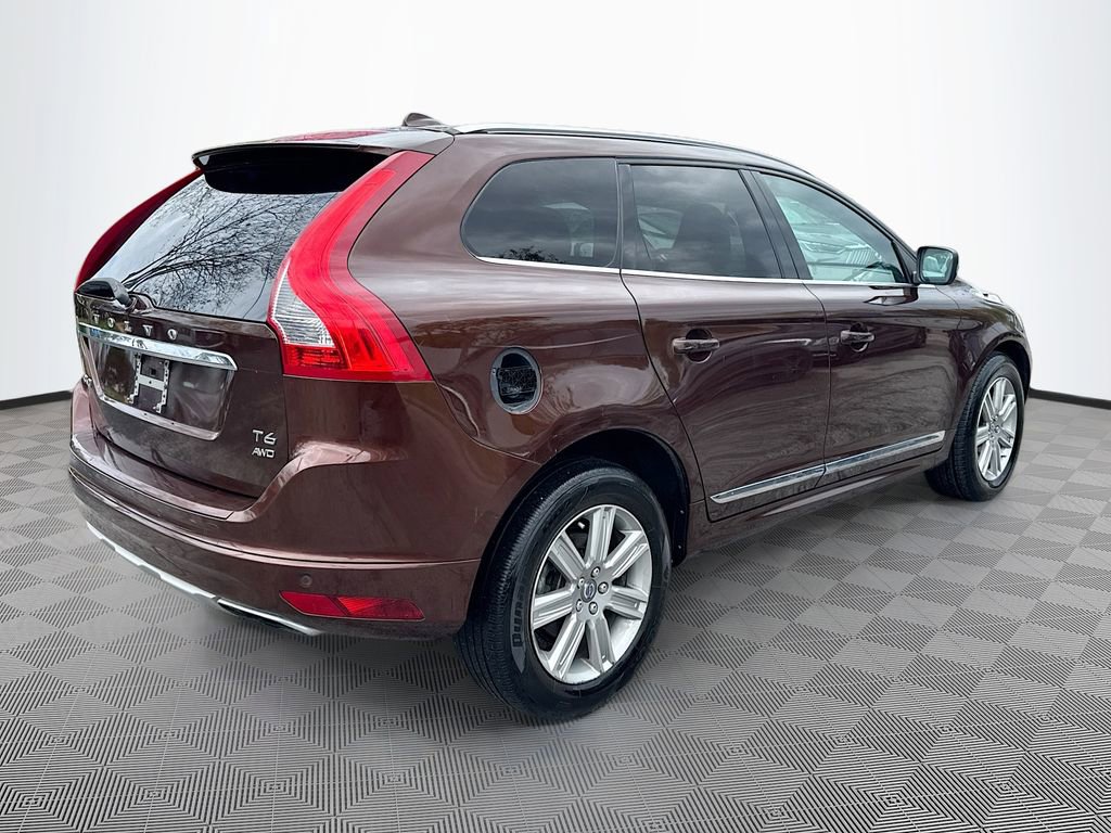 Used 2016 Volvo XC60 T6 w/ Proximity Package image 6
