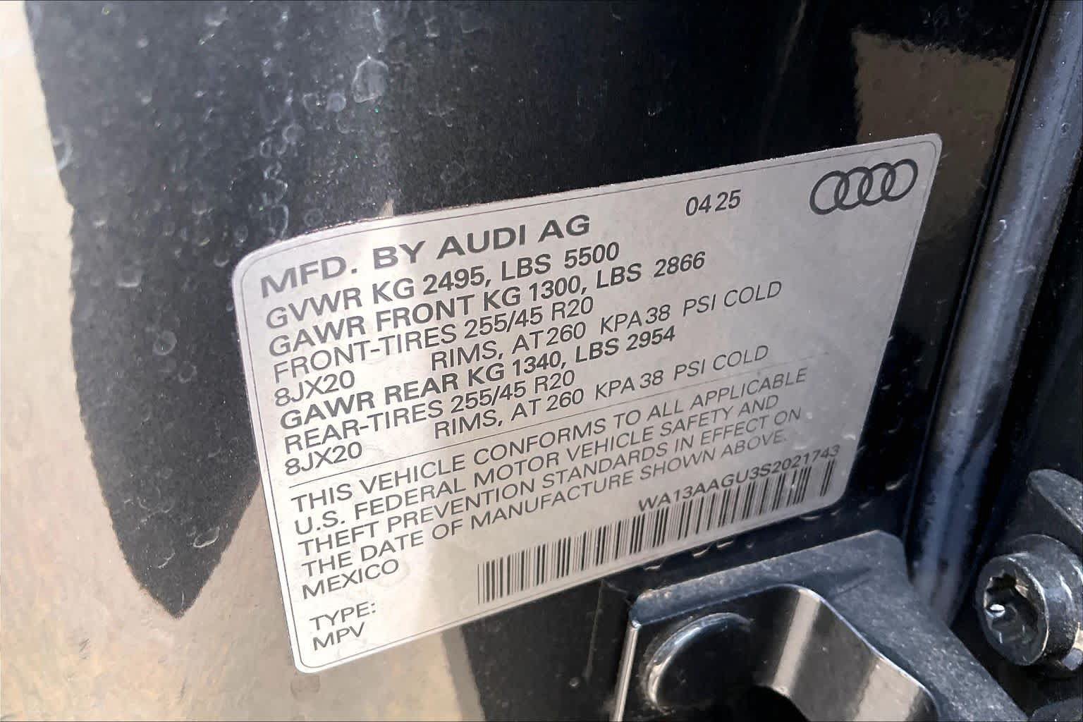 Used 2025 Audi Q5 Prestige AWD/4WD image 35