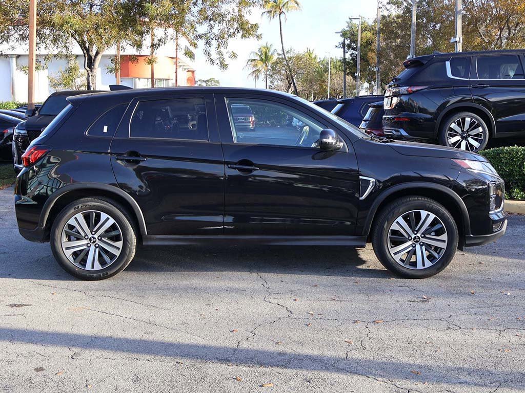 Used 2024 Mitsubishi Outlander Sport SE image 16