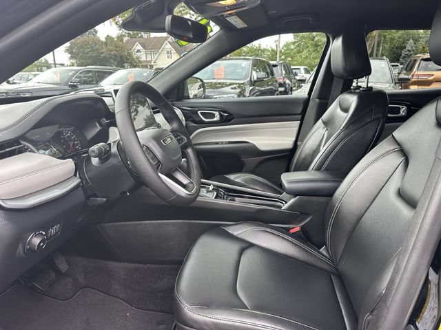 Used 2026 Jeep Compass Limited AWD/4WD image 10