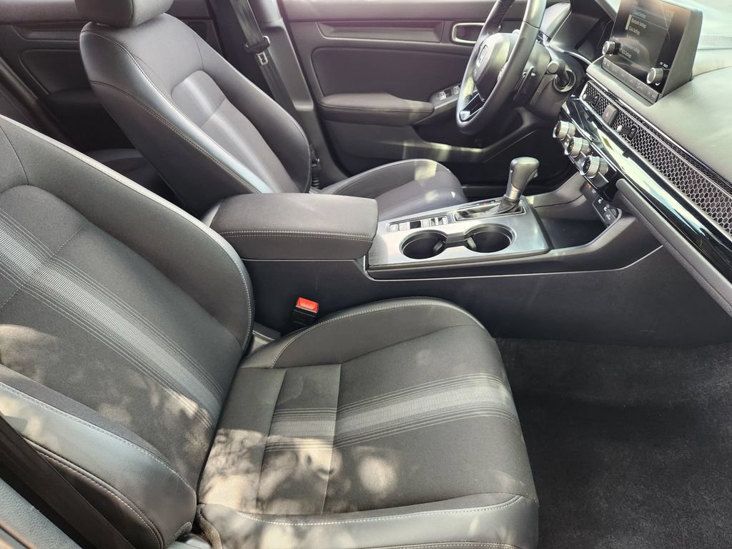 Used 2025 Honda Civic Sport image 9