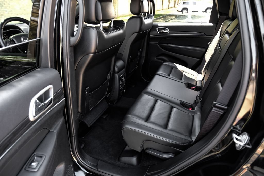 Used 2022 Jeep Grand Cherokee Limited w/ Tech Group AWD/4WD image 50