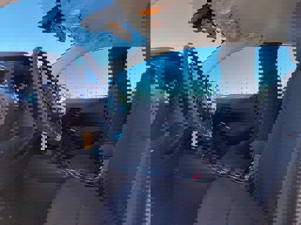 Used 2022 Toyota Corolla LE image 10