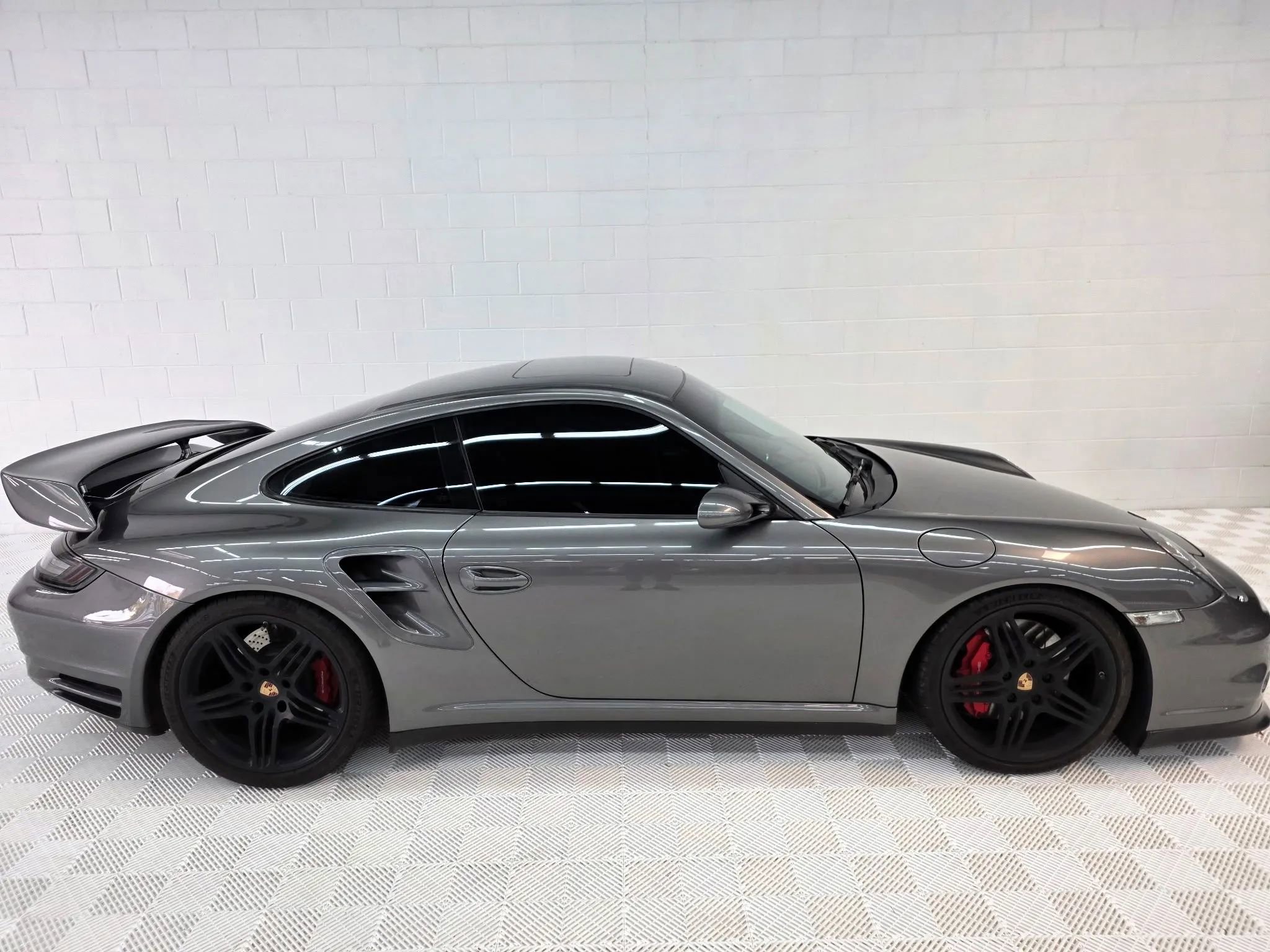 Used 2007 Porsche 911 Turbo image 3