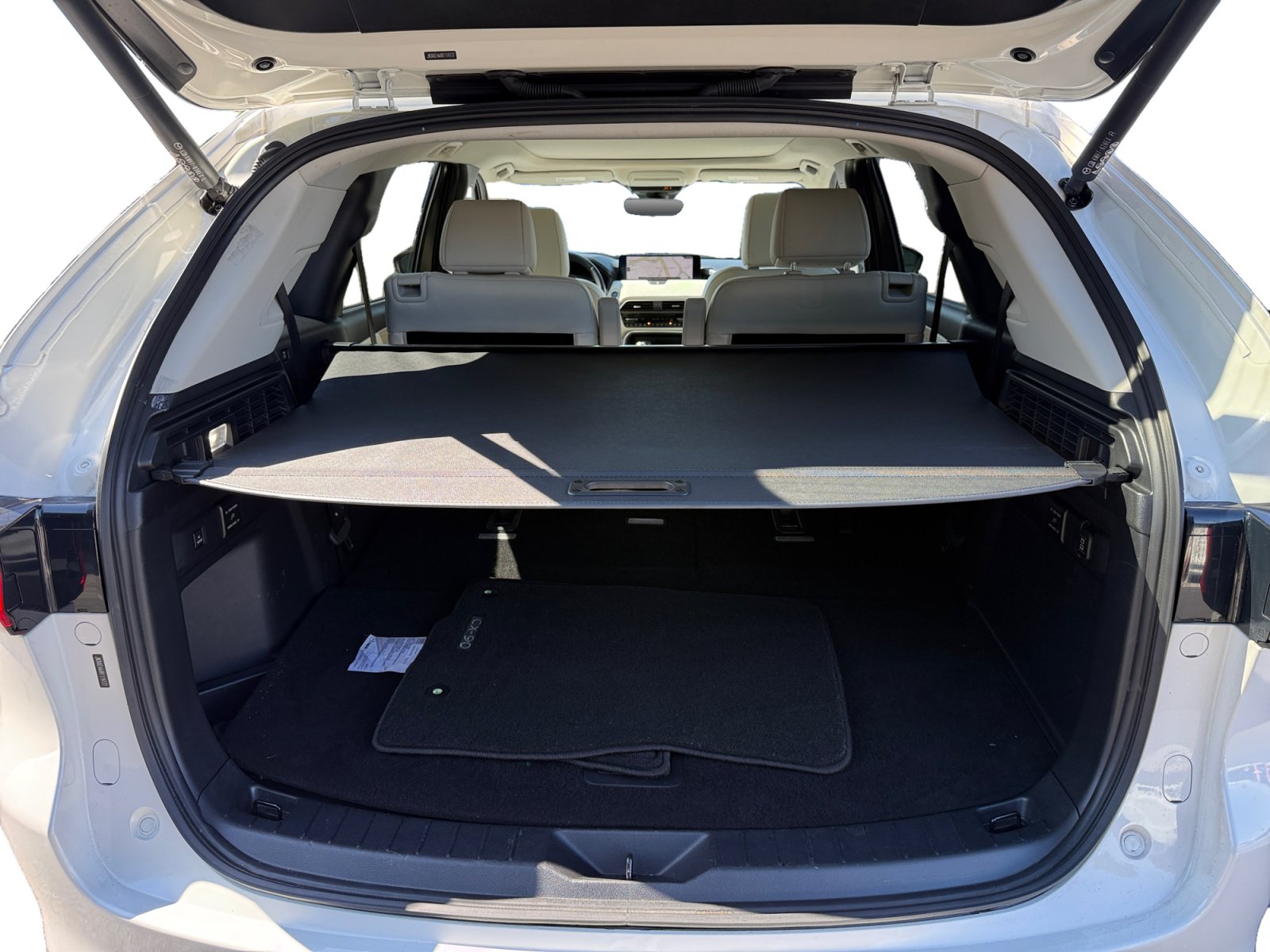 Certified 2024 MAZDA CX-90 Plug-In Hybrid w/ Premium Plus AWD/4WD image 17