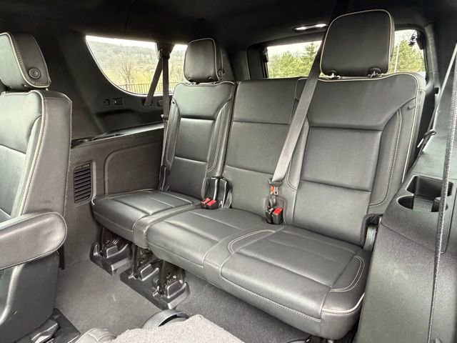 Certified 2023 Chevrolet Suburban Premier image 39