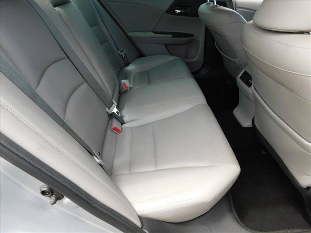 Used 2015 Honda Accord EX-L image 26