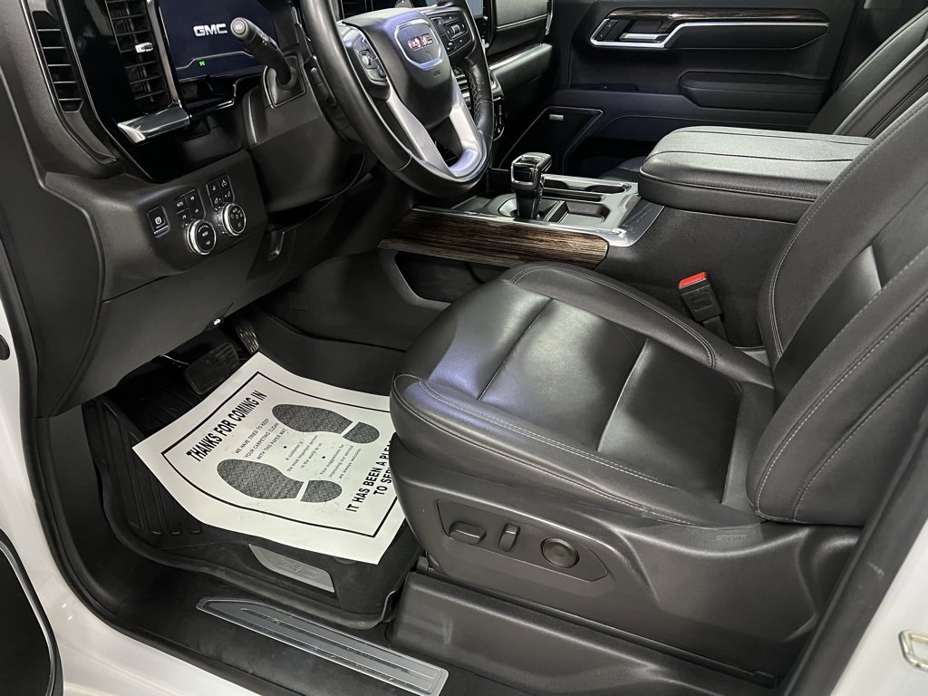 Used 2025 GMC Sierra 1500 Elevation w/ Elevation Premium Package image 24