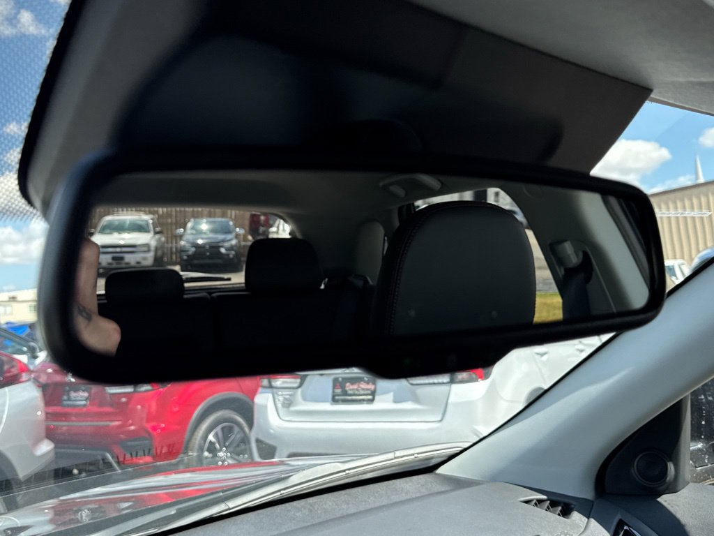 New 2027 Mitsubishi Outlander Sport SE FWD image 20