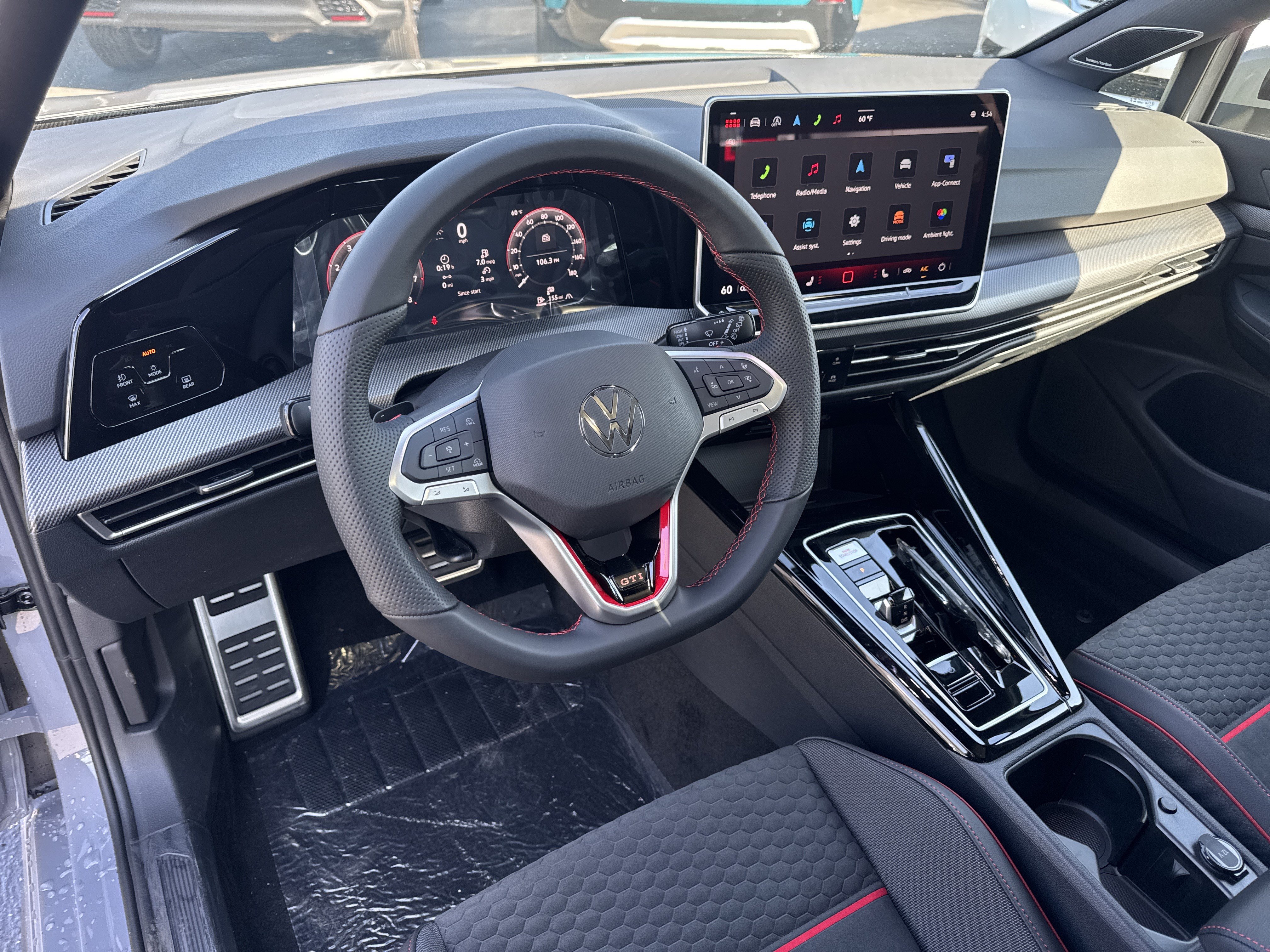 New 2026 Volkswagen Golf SE FWD image 16