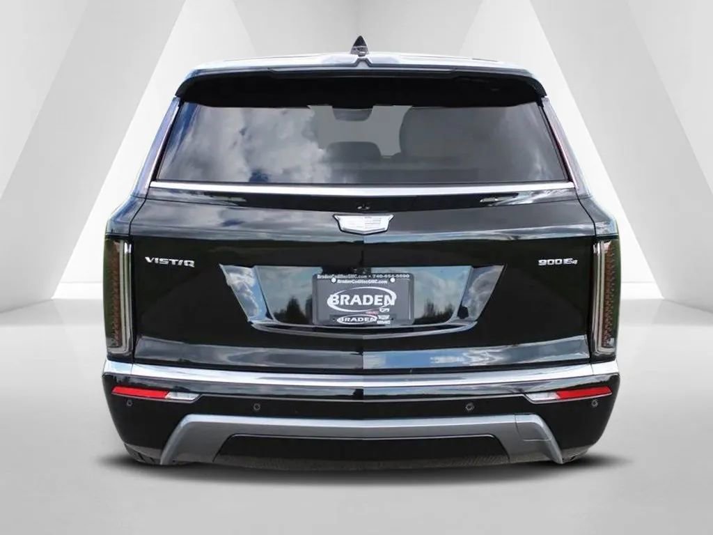 New 2026 Cadillac Vistiq Luxury image 6