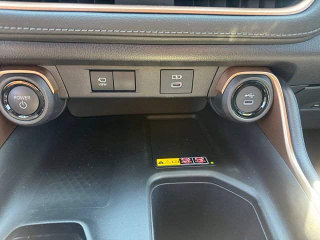 Used 2025 Toyota Grand Highlander AWD Hybrid image 34