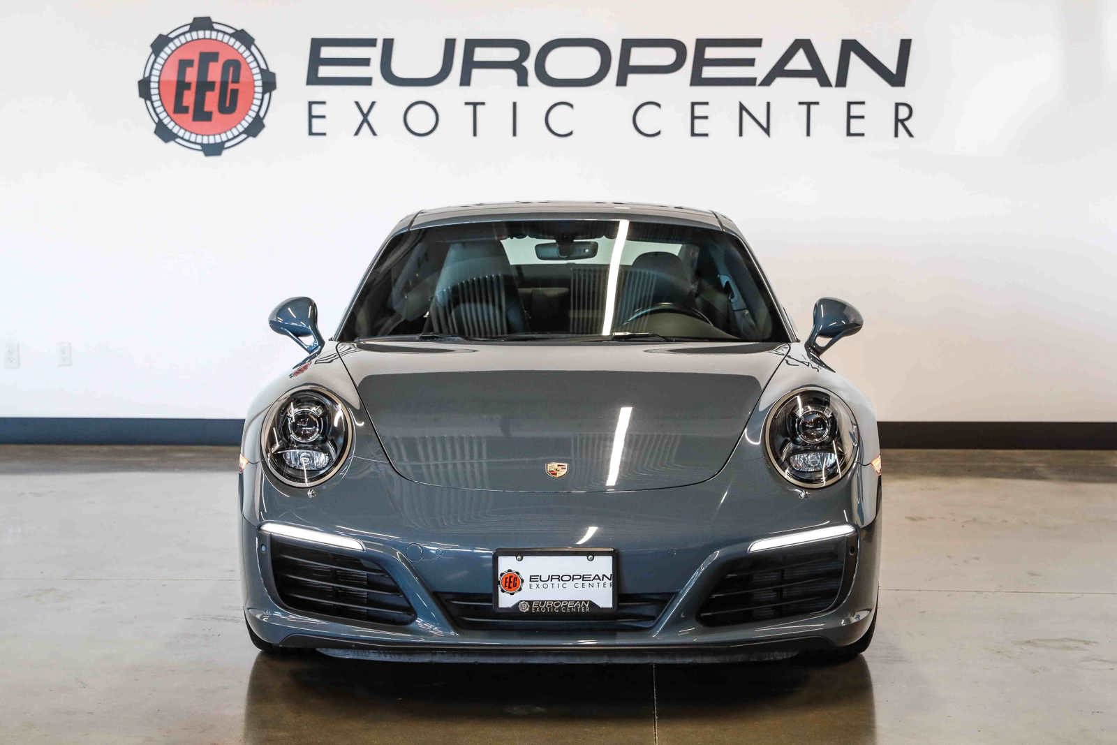 Used 2017 Porsche 911 Carrera image 3