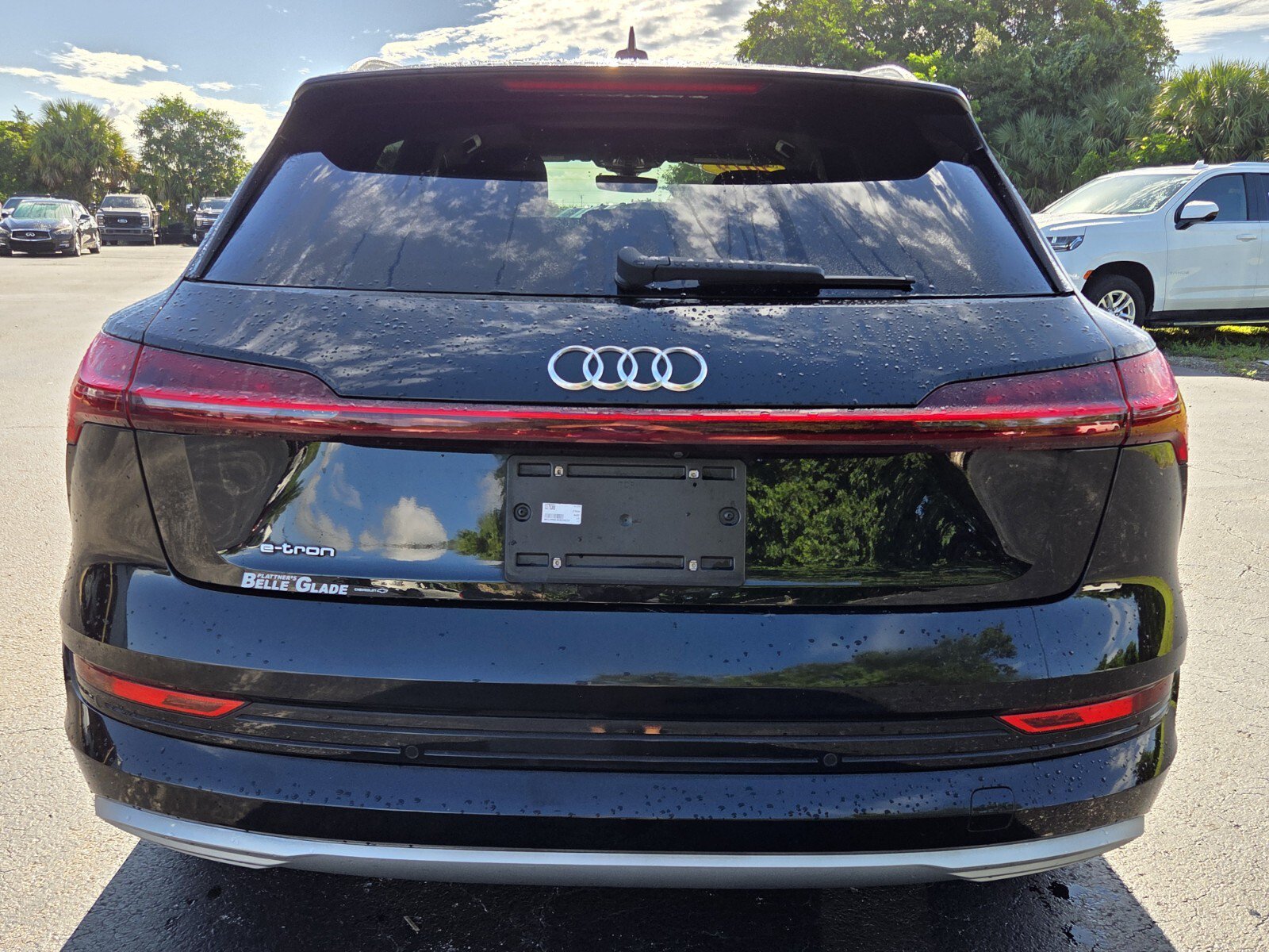 Used 2019 Audi e-tron Premium Plus AWD/4WD image 4