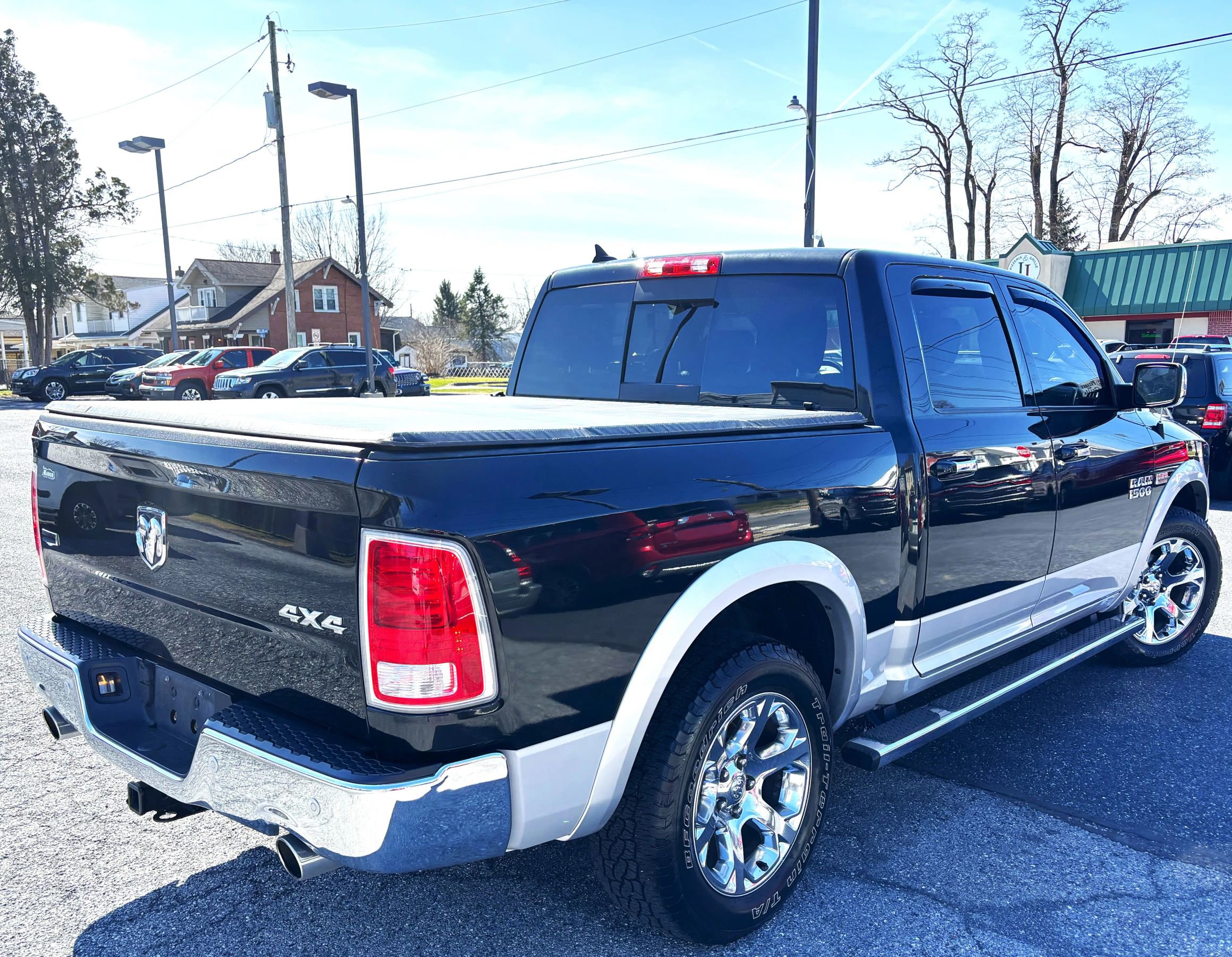 Used 2018 RAM 1500 Laramie w/ Convenience Group image 5