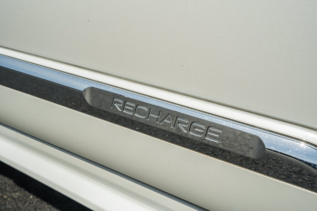 Used 2024 Volvo XC90 T8 Ultimate w/ Lounge Package AWD/4WD image 18
