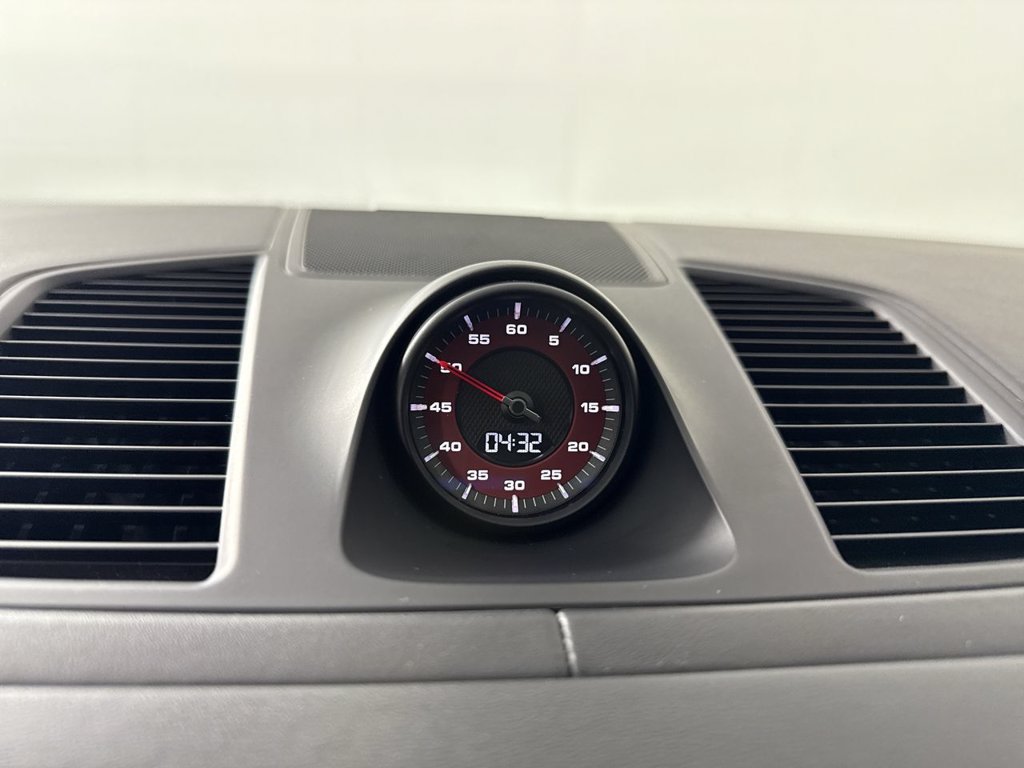 Certified 2023 Porsche Cayenne GTS w/ Premium Package Plus AWD/4WD image 28