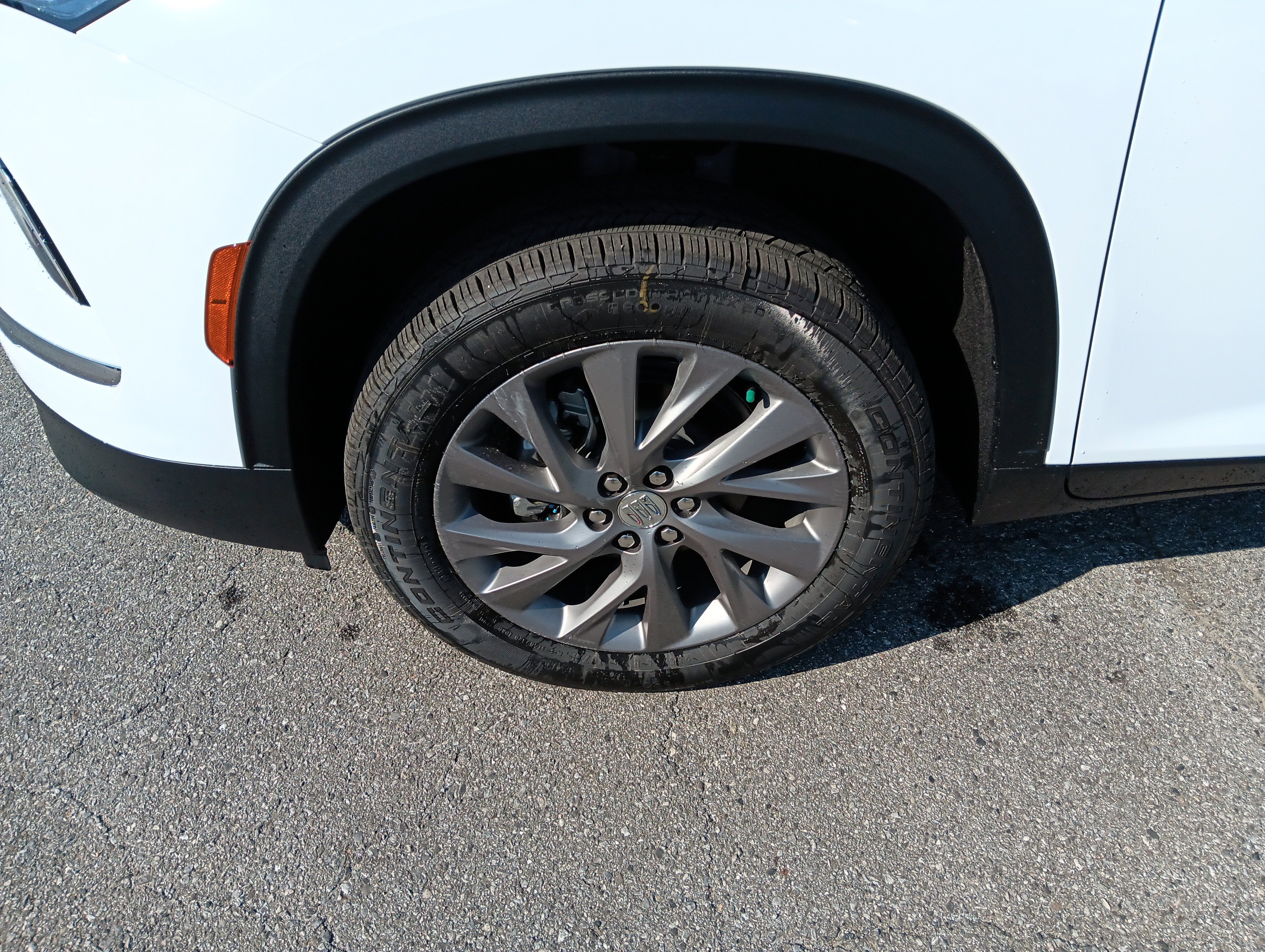 New 2026 Buick Enclave Preferred w/ LPO, Floor Liner Package FWD image 2