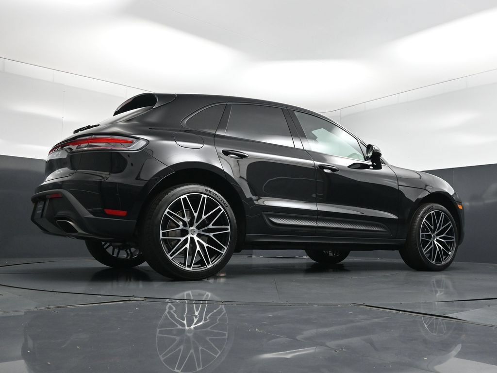 New 2026 Porsche Macan AWD/4WD image 26