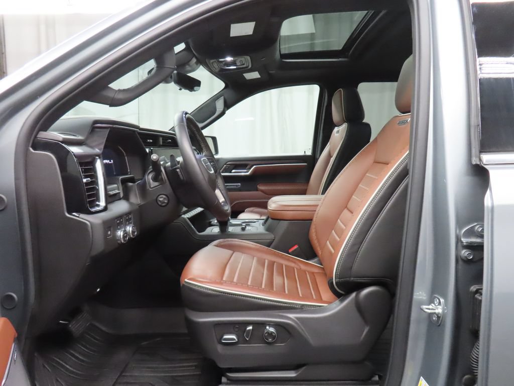 Used 2026 GMC Sierra 1500 Denali Ultimate AWD/4WD image 12