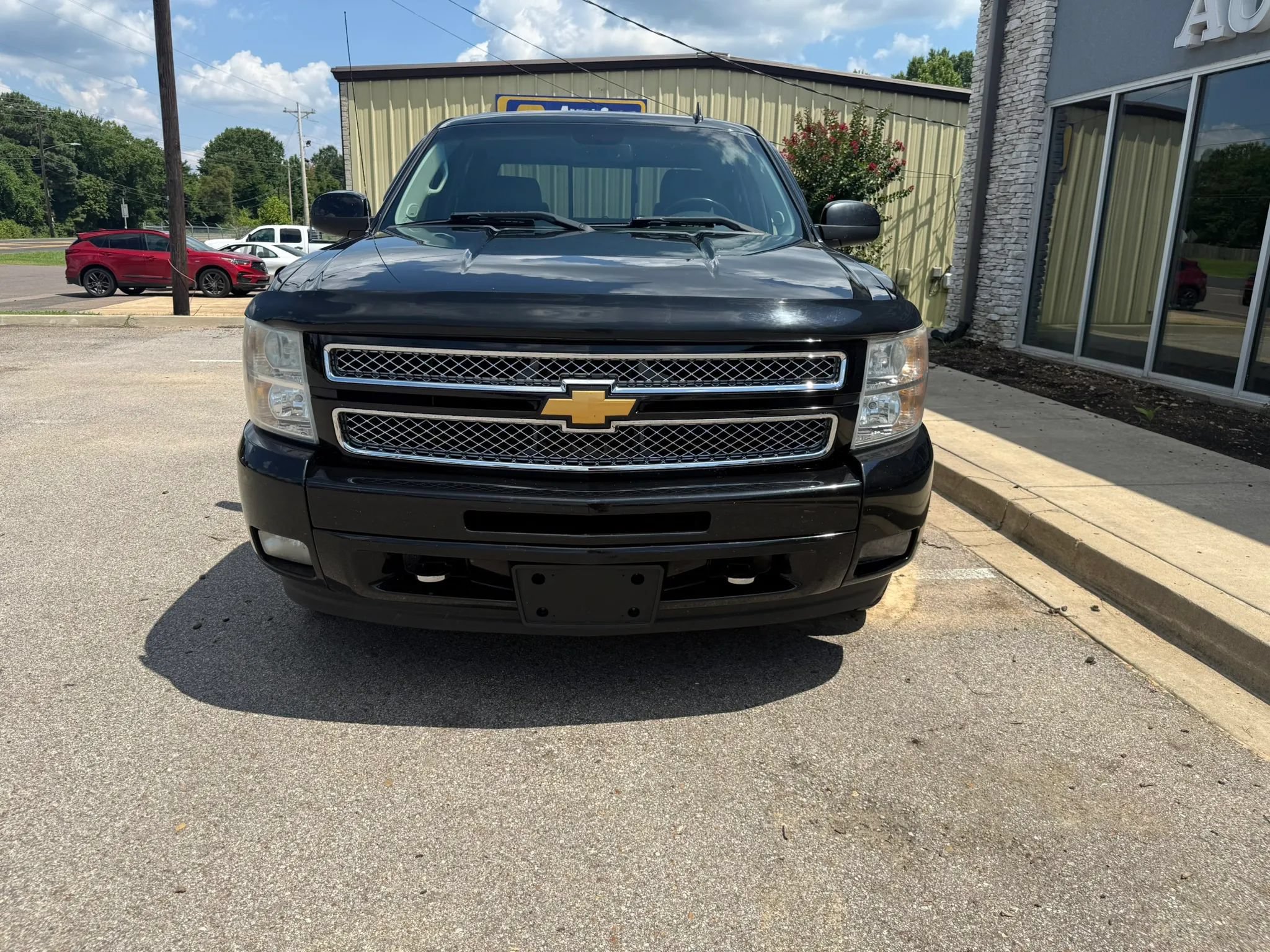 Used 2013 Chevrolet Silverado 1500 LTZ w/ LTZ Plus Package AWD/4WD image 3
