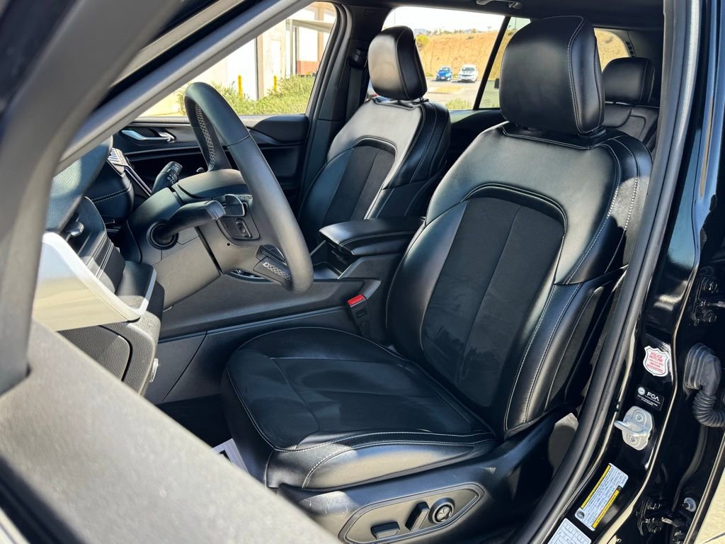 Used 2024 Jeep Grand Cherokee Altitude image 27