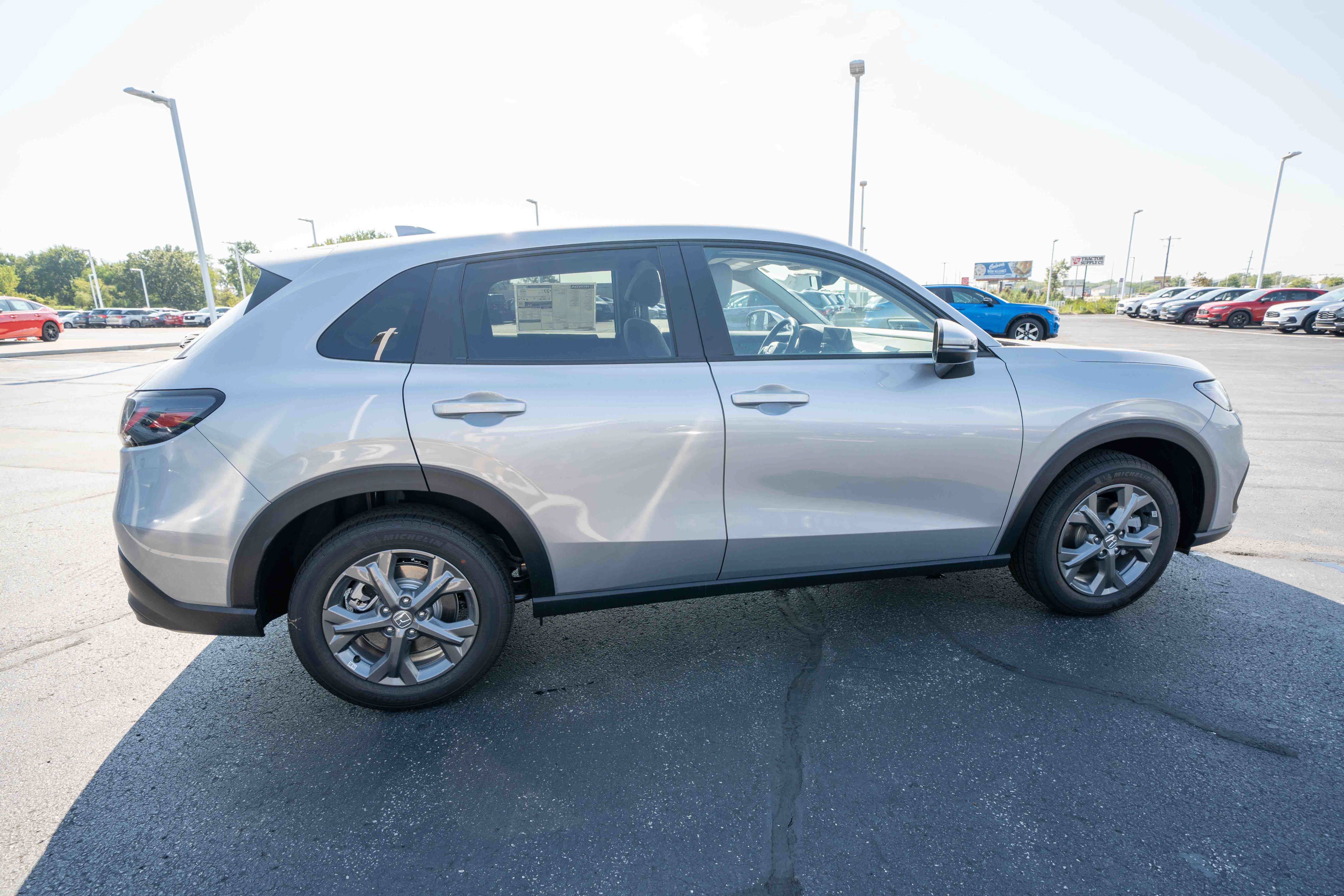 New 2027 Honda HR-V LX image 6
