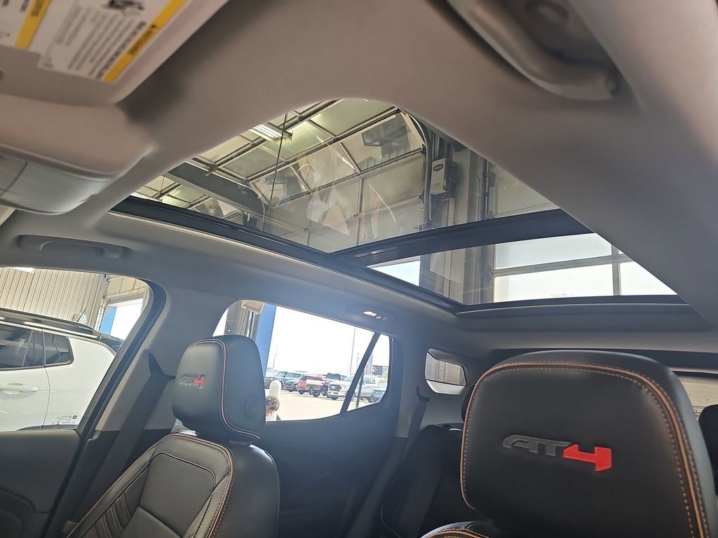 Used 2022 GMC Terrain AT4 w/ Tech Package AWD/4WD image 30