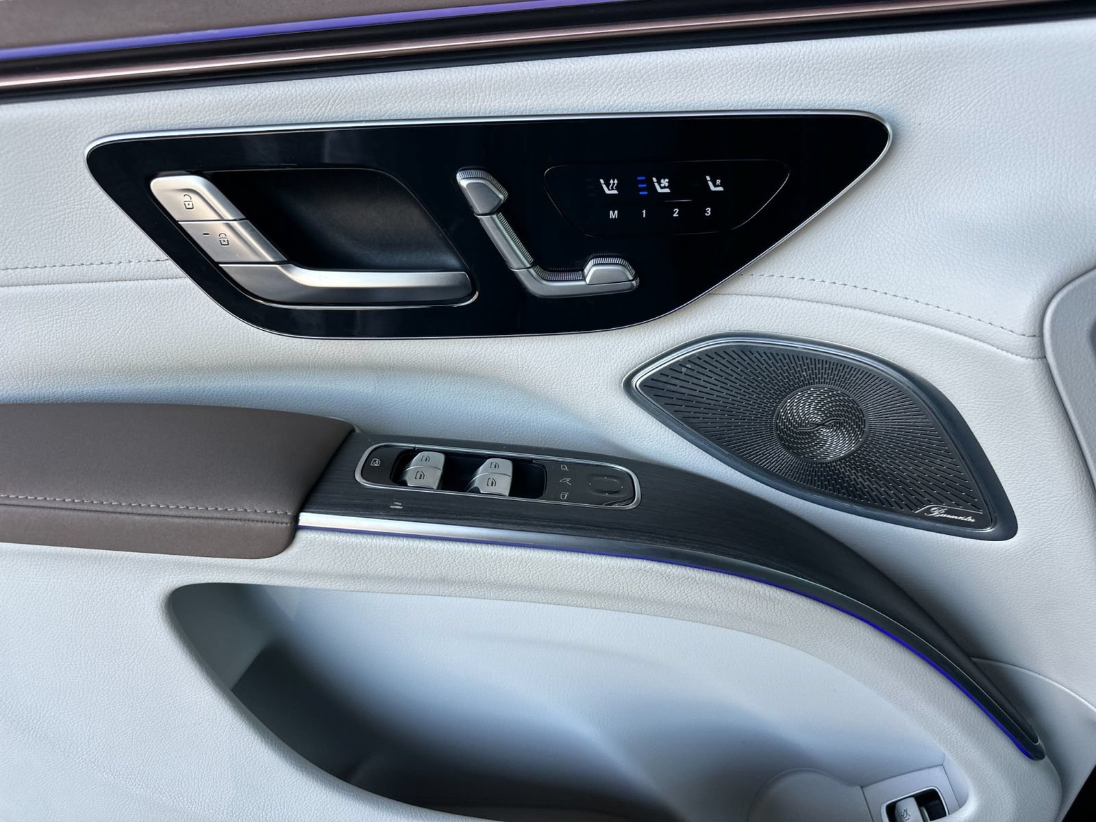 Certified 2023 Mercedes-Benz EQS 580 4MATIC SUV image 12