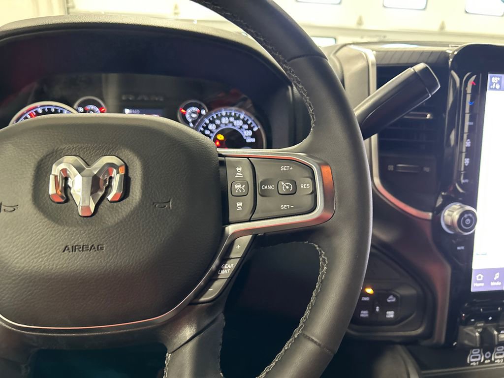 New 2025 RAM 2500 Big Horn AWD/4WD image 21
