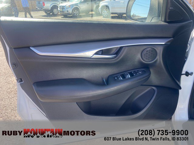 Used 2023 INFINITI QX55 Luxe w/ Cargo Package AWD/4WD image 12