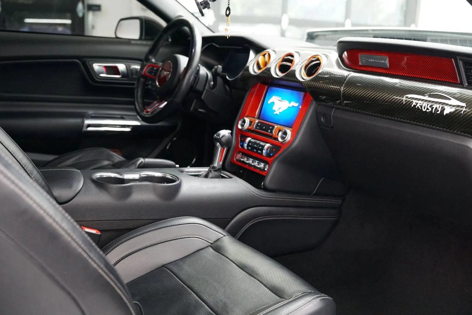 Used 2019 Ford Mustang GT Premium w/ Equipment Group 401A RWD image 27