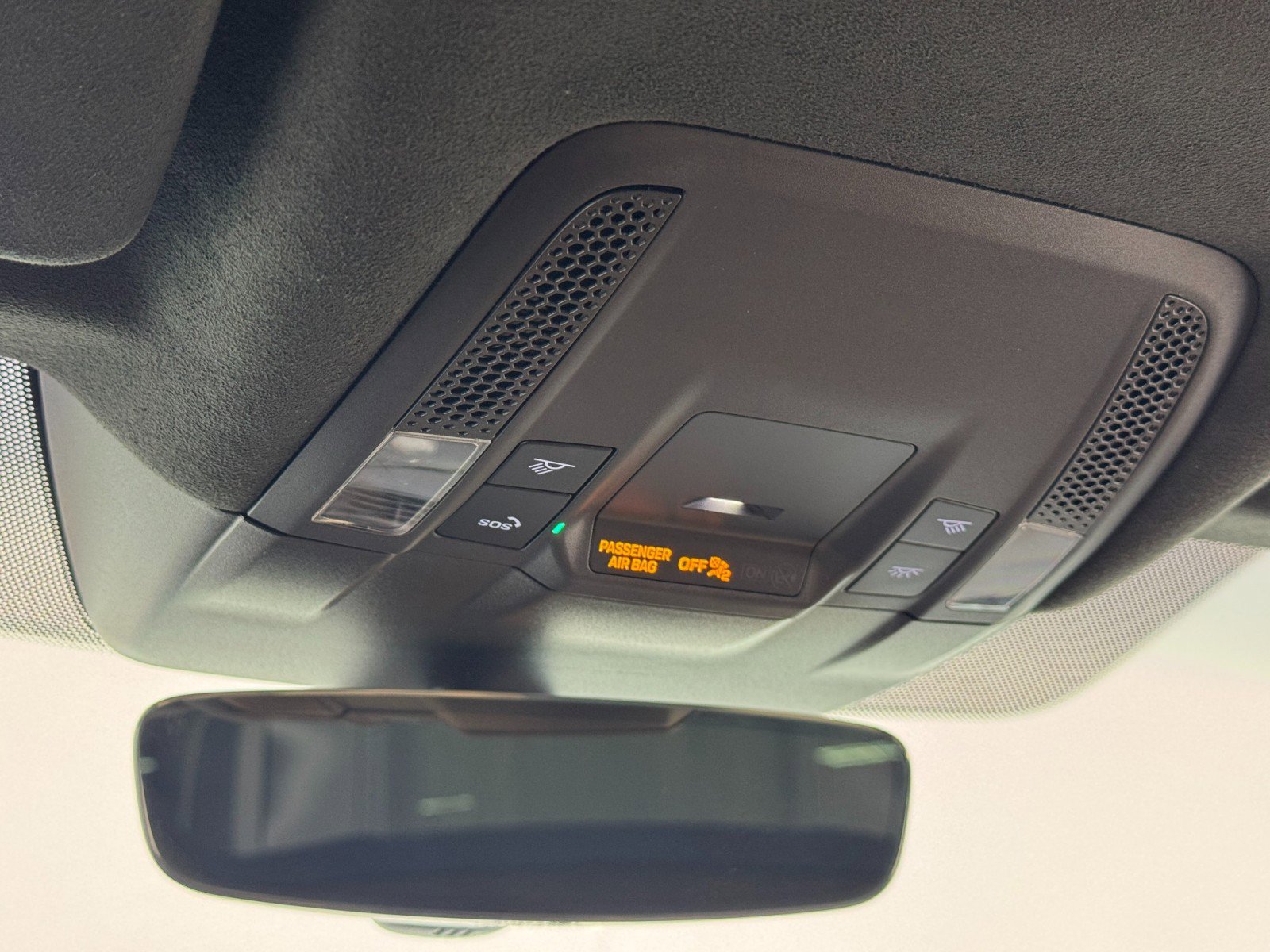 Used 2020 Porsche Taycan Turbo w/ Premium Package image 35