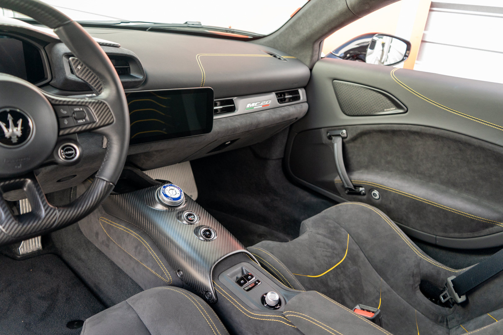 Used 2022 Maserati MC20 Coupe RWD image 20