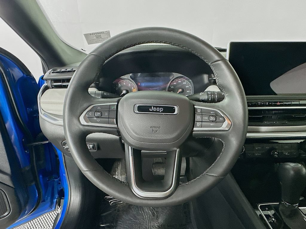 Certified 2024 Jeep Compass Limited AWD/4WD image 18