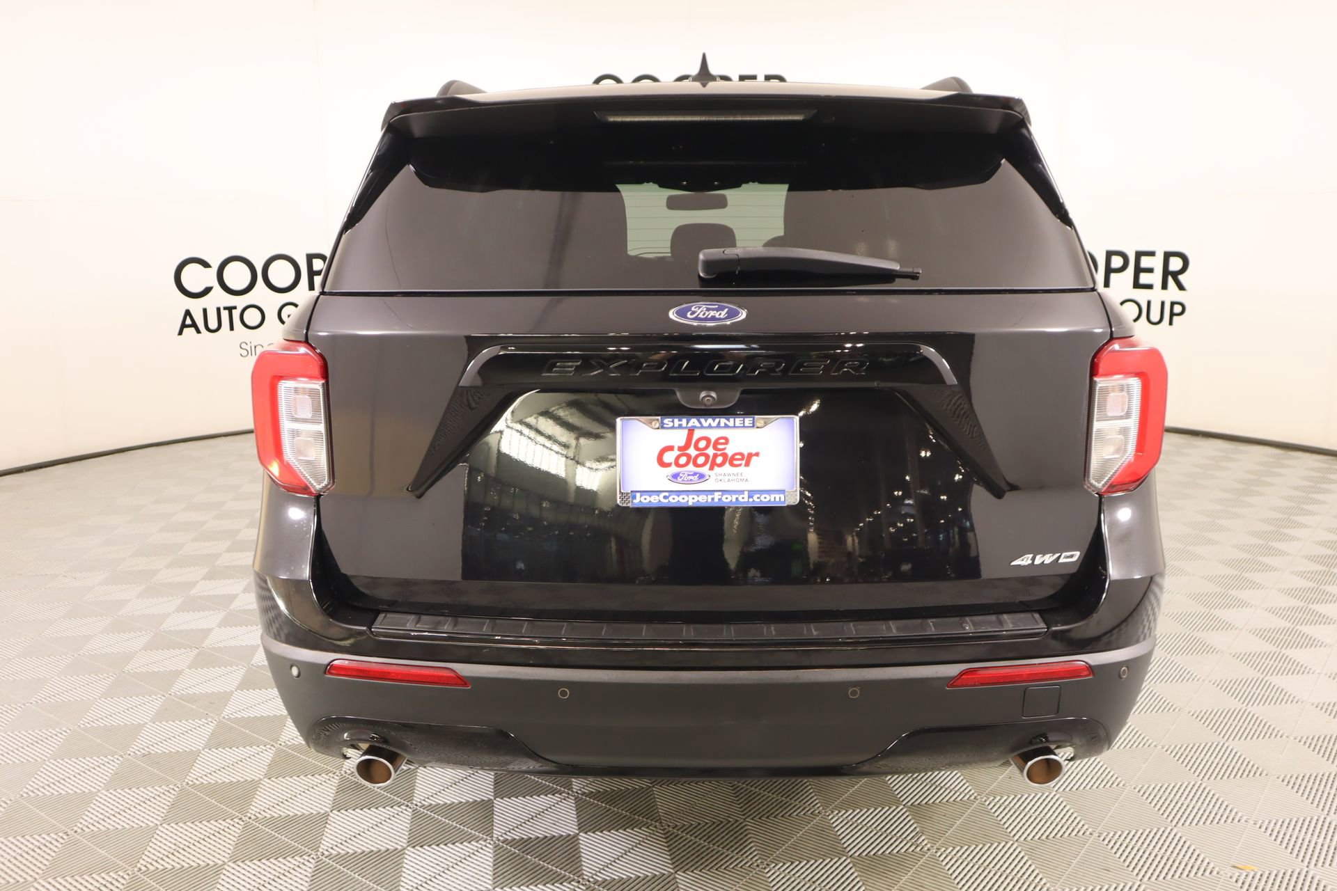 Used 2023 Ford Explorer ST-Line image 23