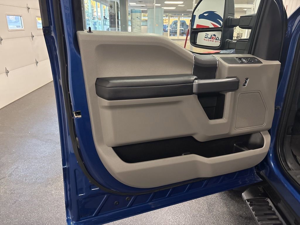 Used 2022 Ford F350 XLT w/ XLT Value Package image 22