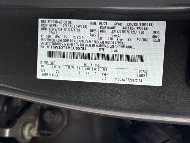Used 2021 Ford F350 XLT w/ XLT Premium Package AWD/4WD image 25