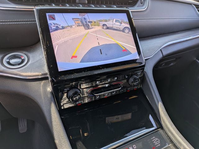 Certified 2024 Jeep Grand Cherokee Overland w/ Luxury Tech Group IV AWD/4WD image 19